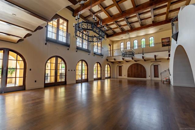 1648 Sweet Gum Place, Chula Vista CA: https://media.crmls.org/mediaz/af3aa51b-9304-429a-ba9b-08e909692172.jpg