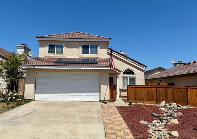 1004 Glenwood Way, Escondido CA: https://media.crmls.org/mediaz/af3d2b61-96fb-4c37-87ef-c3e3ad7fcf53.jpg