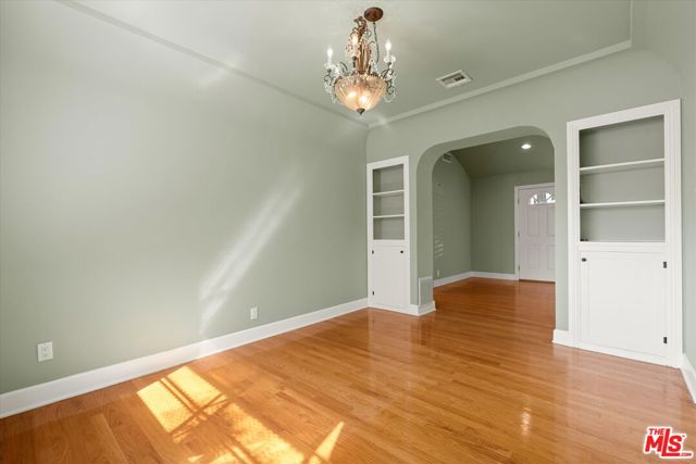1540 Stanford Drive photo 9