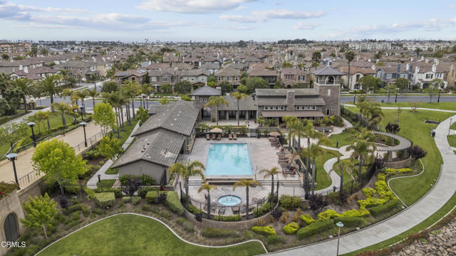 1542 Windshore Way, Oxnard CA: https://media.crmls.org/mediaz/af3dd73d-96ba-4b71-9329-c3655fa1ad01.jpg