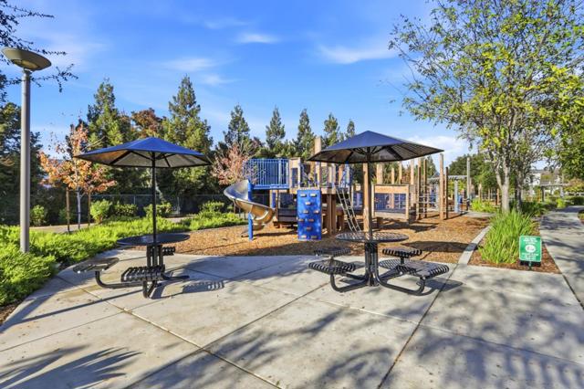 5740 Vibrant Loop, San Jose CA: https://media.crmls.org/mediaz/af3df125-9dd4-494c-98ae-00b3c65ccd2b.jpg