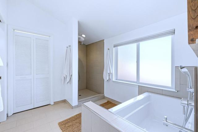 Image 31 of 56 For 2524 Sun Mor Avenue