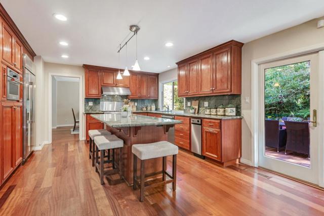 1521 Cherrywood Drive, San Mateo CA: https://media.crmls.org/mediaz/af3e10b7-ea11-477b-bd25-40197d5e3d0a.jpg