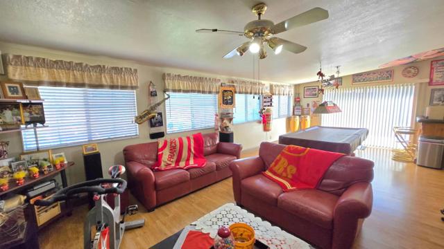 2071 Sunset View Place, San Jose CA: https://media.crmls.org/mediaz/af3f4798-c2f2-43af-b9f6-6821e2f49e32.jpg