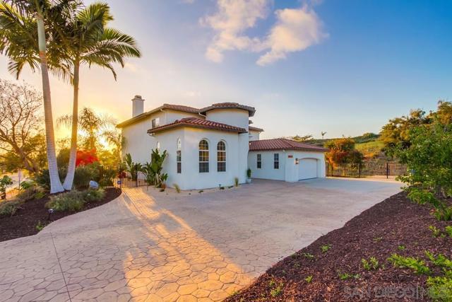 2482 San Clemente Ave, Vista CA: https://media.crmls.org/mediaz/af3fd18a-a952-4665-aef9-bca4b8e07f8f.jpg
