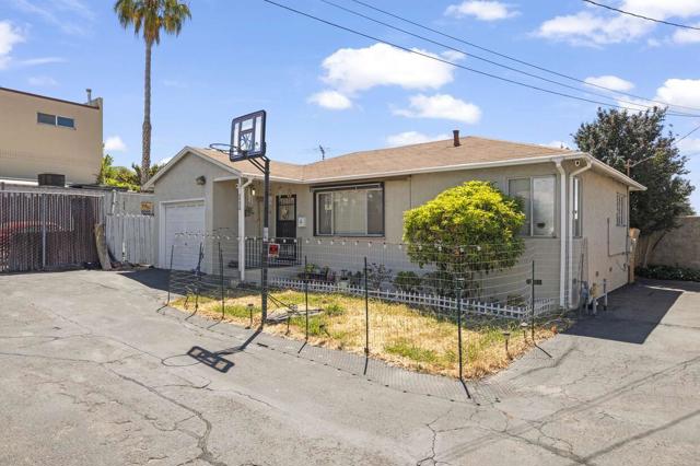 Image 7 of 17 For 24656 Oneil Avenue