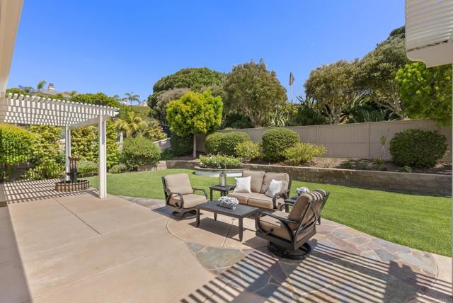 Detail Gallery Image 39 of 52 For 7062 Crystalline Dr, Carlsbad,  CA 92011 - 4 Beds | 2/1 Baths