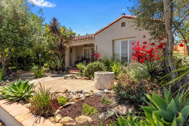 4826 Biona Dr, San Diego CA: https://media.crmls.org/mediaz/af43513b-ab64-4897-8b85-0235ee527204.jpg