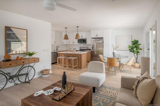 1829 Forestdale Dr, Encinitas CA: https://media.crmls.org/mediaz/af43677e-4ad5-4d69-8f20-58901029ed4e.jpg