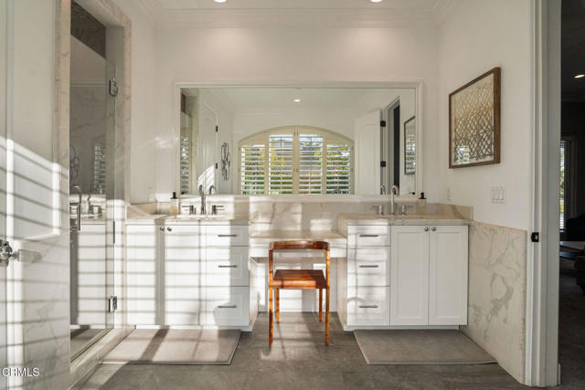 1069 Corte Barroso, Camarillo CA: https://media.crmls.org/mediaz/af448c14-4de3-4bec-8c76-492aecaf8d28.jpg