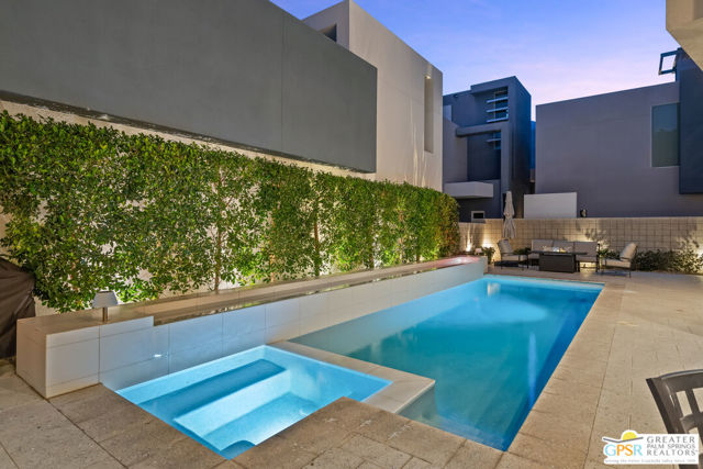 431 Suave Lane, Palm Springs CA: https://media.crmls.org/mediaz/af4639c9-de46-4518-9069-dd3fa0ff7732.jpg
