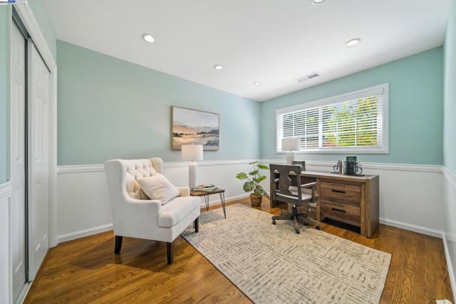420 Camden Rd, Alameda CA: https://media.crmls.org/mediaz/af4779b1-7924-4568-baea-879962c9ea37.jpg