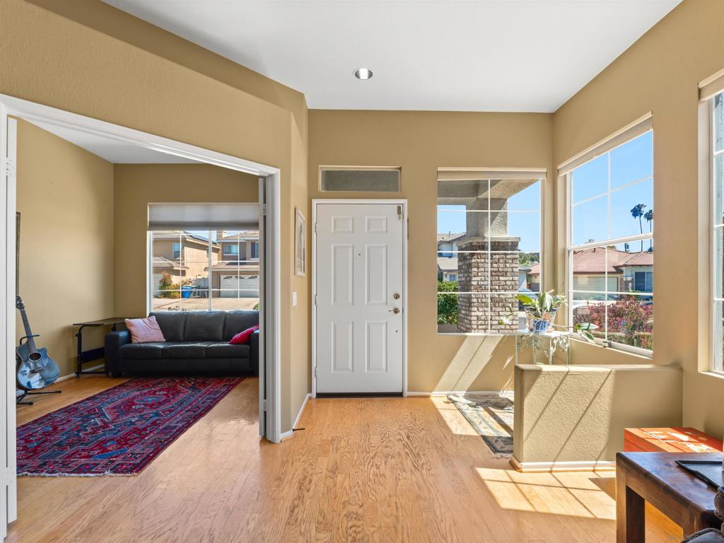 12420 Whispering Tree Ln - photo 4
