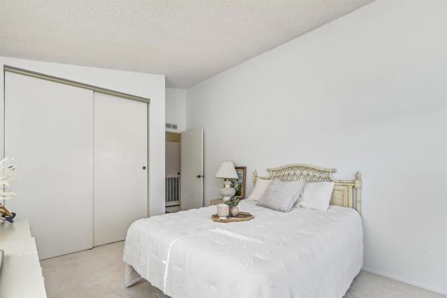 2010 W San Marcos Blvd #93, San Marcos CA: https://media.crmls.org/mediaz/af4931f7-2cf1-4a51-80fd-93a11b9f0a8c.jpg