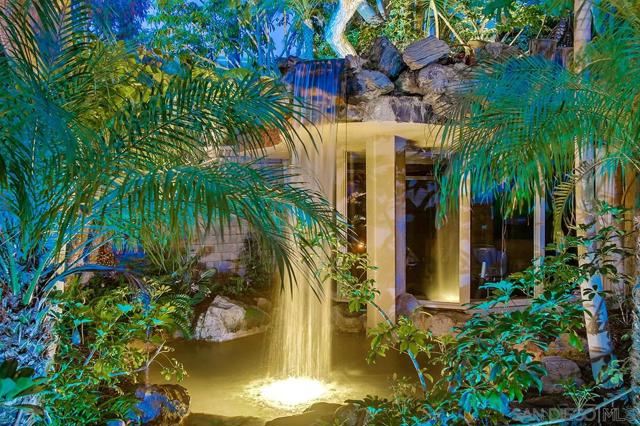 999 N Pacific St, Oceanside CA: https://media.crmls.org/mediaz/af49a14d-7834-4ff5-be7f-852122ea03e8.jpg