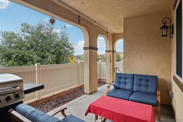 1709 Santa Carolina, Chula Vista CA: https://media.crmls.org/mediaz/af4a4aa2-7058-45f2-aad5-07629dbec3dd.jpg