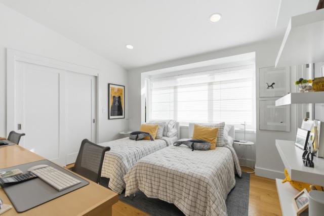 1236 Hoover Street, Menlo Park CA: https://media.crmls.org/mediaz/af4a5f46-7bc9-4f0c-aa3a-27afc7053880.jpg