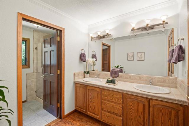 15390 Quito Road, Saratoga CA: https://media.crmls.org/mediaz/af4a69ce-0de1-4ff9-8cb6-3d71091caf81.jpg