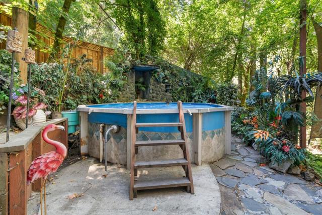 9609 E Zayante Road, Felton CA: https://media.crmls.org/mediaz/af4abc05-d926-49b9-8138-1e56744eb173.jpg