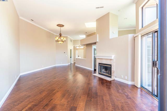 4009 W Lakeshore Drive, San Ramon CA: https://media.crmls.org/mediaz/af4ae79a-d159-4d03-a3db-55f821d54dcf.jpg