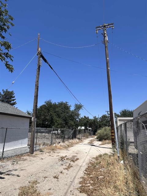 1213 Heber Street, Jacumba CA: https://media.crmls.org/mediaz/af4c11f3-eec5-472b-8627-adca7be70f06.jpg