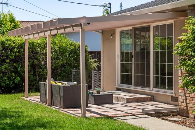 1284 Mandarin Drive, Sunnyvale CA: https://media.crmls.org/mediaz/af4c41bc-64e8-48f7-ad61-f298f837ddc3.jpg