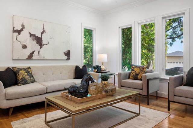 1509 Los Montes Drive, Burlingame CA: https://media.crmls.org/mediaz/af4cd61b-2b5f-4d87-b7d6-93f726073224.jpg