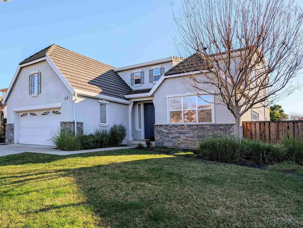 2932 Lundin Ln.