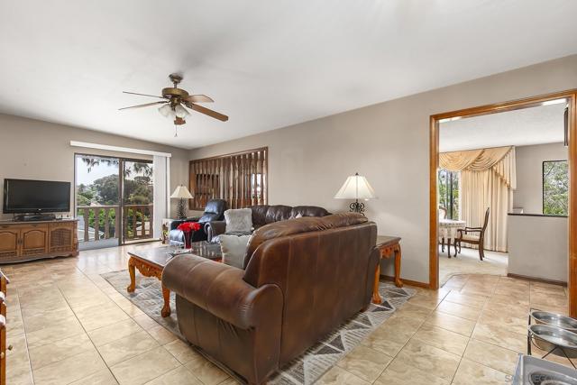 3428 Quimby St, San Diego CA: https://media.crmls.org/mediaz/af4d5b13-3cf3-40f1-8bdb-8579a1367c9d.jpg