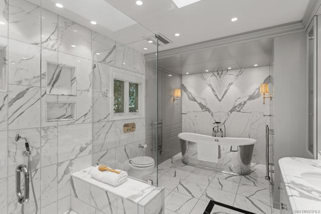 1543 Soledad Avenue, La Jolla CA: https://media.crmls.org/mediaz/af4e12ed-2487-4e8b-9e3f-1a273276fe9a.jpg