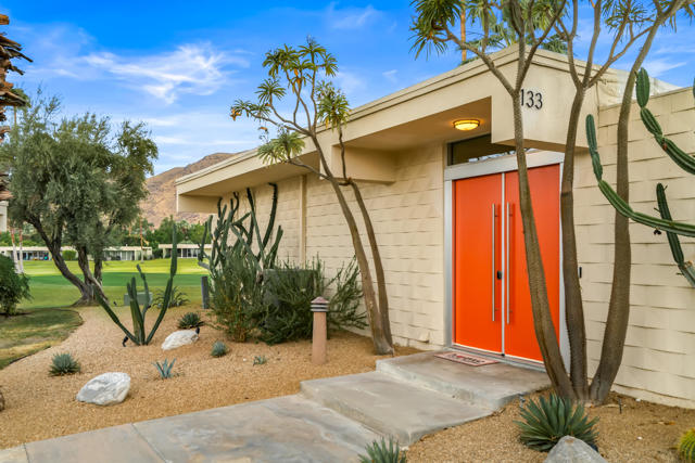 133 Desert Lakes Drive, Palm Springs, CA 92264