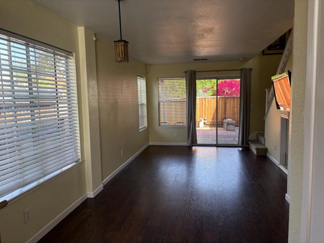 1605 HERMOCILLA Way, San Jose CA: https://media.crmls.org/mediaz/af4eb47e-a974-4498-88e3-84785782ba2a.jpg