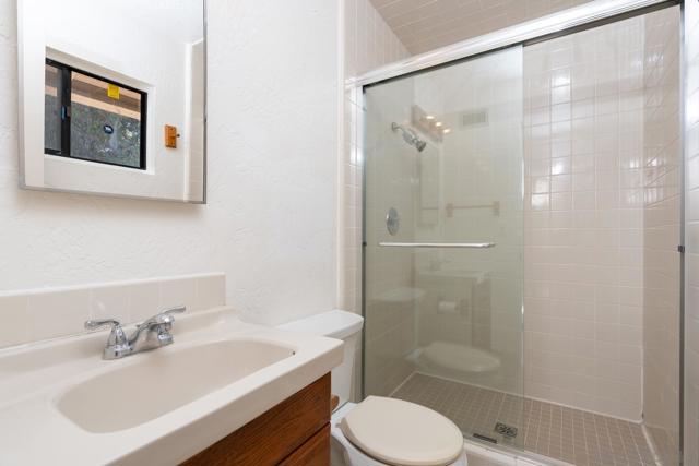 4975 Whipple Way, San Diego CA: https://media.crmls.org/mediaz/af4f4b11-4a23-475b-90aa-e27a39958ccc.jpg