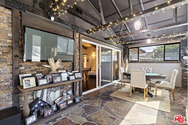 22450 Hatteras Street, Woodland Hills CA: https://media.crmls.org/mediaz/af4f76e0-7534-45fe-af69-22fd6f1ac0c8.jpg