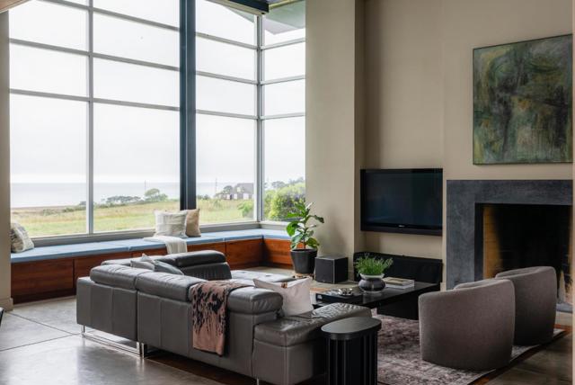 801 Bean Hollow Road, Pescadero CA: https://media.crmls.org/mediaz/af4fdfb7-7f73-4dc9-8927-9cce6292f6a3.jpg