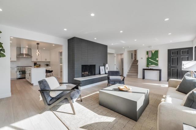 1315 Black Mountain Road, Hillsborough CA: https://media.crmls.org/mediaz/af50ad00-01e1-4c0d-ad4f-a6db4d105cad.jpg