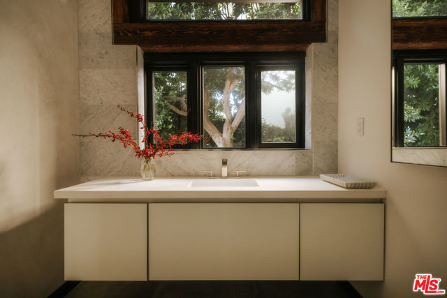 5 Bed Home for Sale in Malibu, California