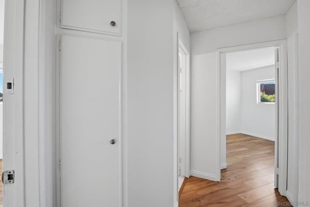 Image 12 of 23 For 4875 Cole St  69