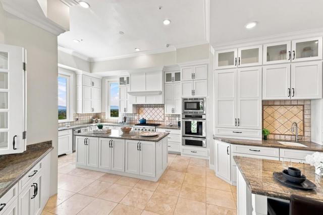 150 New Place Road, Hillsborough CA: https://media.crmls.org/mediaz/af51c6e6-8467-47f5-9175-58fa5425b4a7.jpg