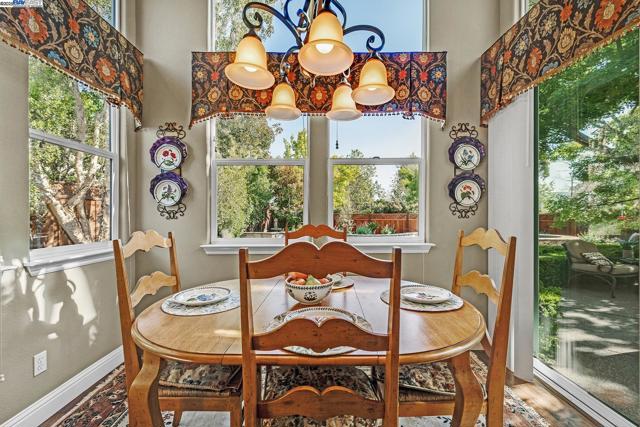 259 Alden Ln, Livermore CA: https://media.crmls.org/mediaz/af52b8aa-f21f-44d5-9458-e8d89edca06b.jpg