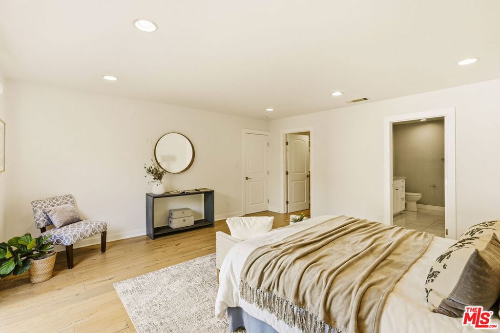 MLS #26772117 image #36