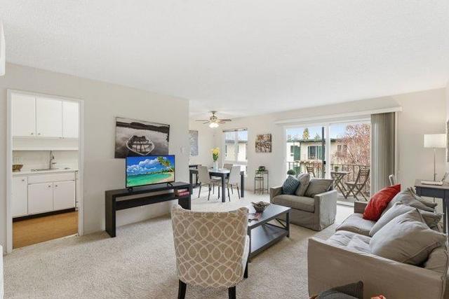 934 Peninsula Avenue, San Mateo CA: https://media.crmls.org/mediaz/af54e252-97ae-4af4-b821-9d20b164f173.jpg