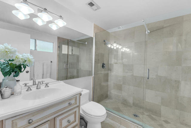 71521 Halgar Road, Rancho Mirage CA: https://media.crmls.org/mediaz/af54f8c4-9878-481f-be81-1bb20720661f.jpg