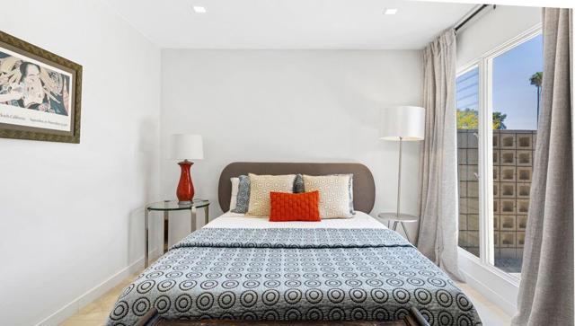 2445 S Broadmoor Drive, Palm Springs CA: https://media.crmls.org/mediaz/af557e72-da41-42a3-a272-68dbec1fb472.jpg