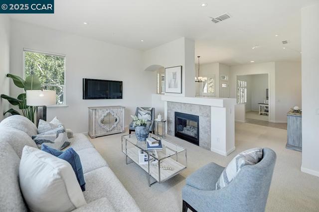 2916 Saklan Indian Dr, Walnut Creek CA: https://media.crmls.org/mediaz/af55f0ae-f335-4f82-b955-511f22a55195.jpg
