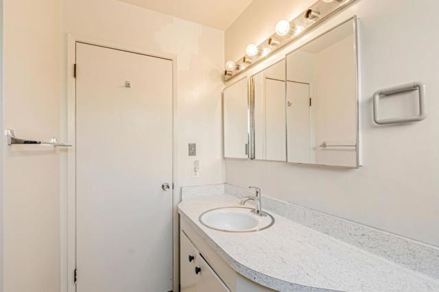 945 San Ramon Court, Mountain View CA: https://media.crmls.org/mediaz/af5627bd-fbd4-4ae0-b953-6300b3a22d8f.jpg