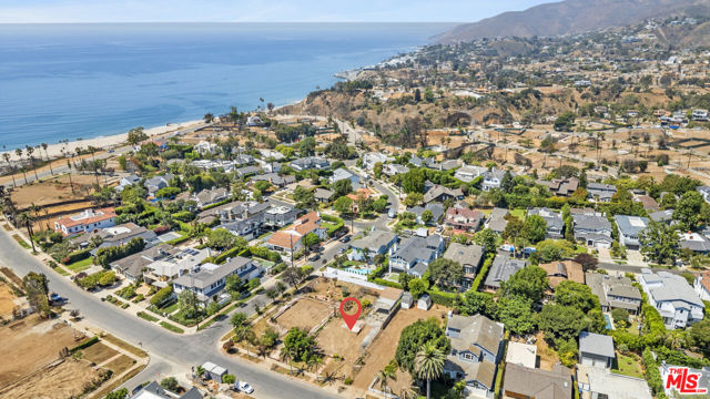 Drew Fenton | 507 El Medio Avenue Pacific Palisades CA | MLS: 7238842
