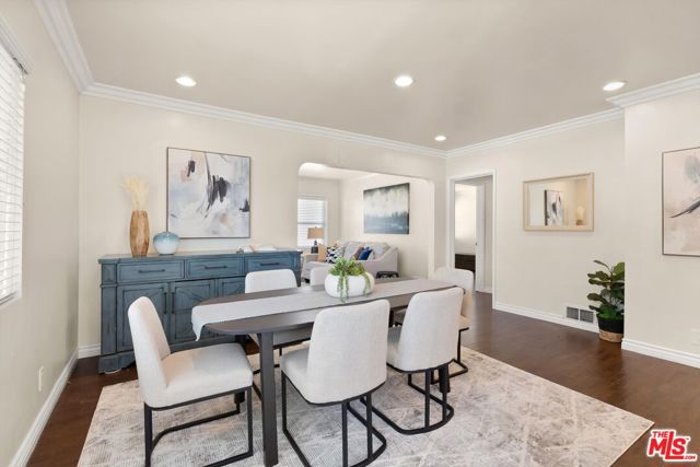 8420 Bleriot Avenue, Los Angeles CA: https://media.crmls.org/mediaz/af586376-768b-4c37-ab5c-0f41718e142d.jpg