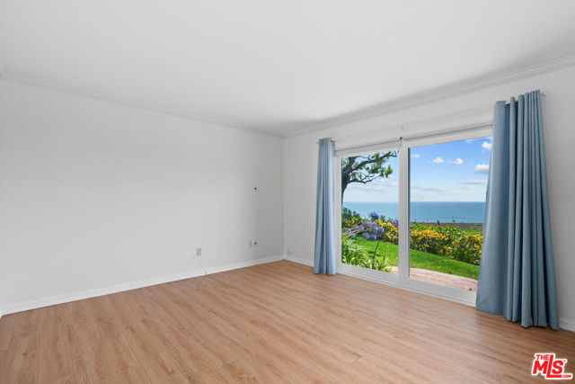 6236 Trancas Canyon Road, Malibu CA: https://media.crmls.org/mediaz/af586947-deff-434c-a88a-f27c891e575b.jpg