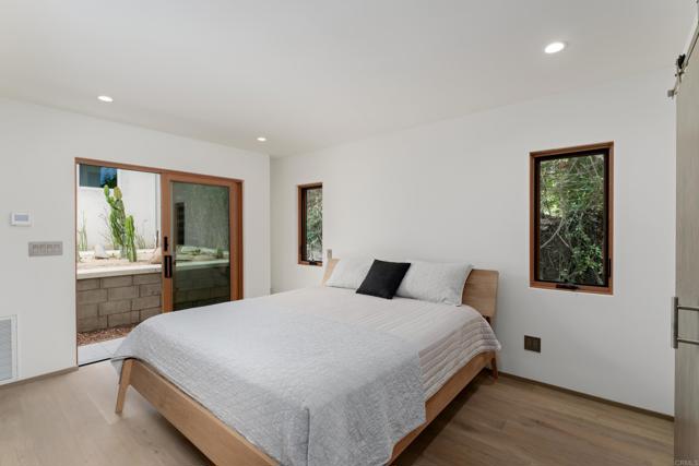 Detail Gallery Image 32 of 42 For 1011 13 Neptune Ave, Encinitas,  CA 92024 - 3 Beds | 3/1 Baths